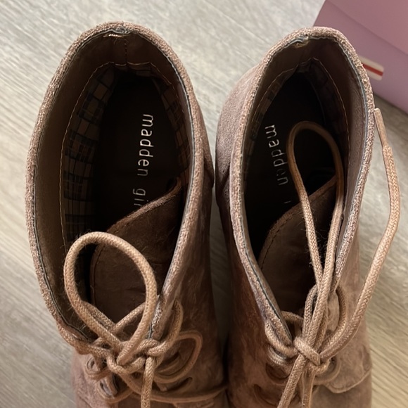 Madden Girl Torch Booties in Dark Taupe - Picture 5 of 6